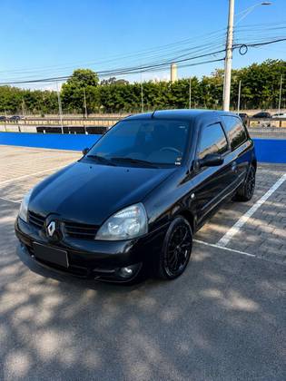 RENAULT CLIO 1.0 16V FLEX 2P MANUAL RENAULT CLIO 1.0 16V FLEX 2P MANUAL